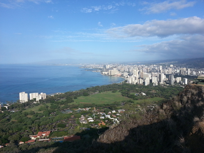 Pohled na Honolulu z kráteru Diamond Head